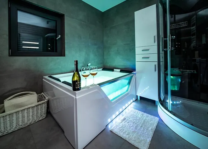 Hot Tub Jacuzzi Chillout * Kołobrzeg